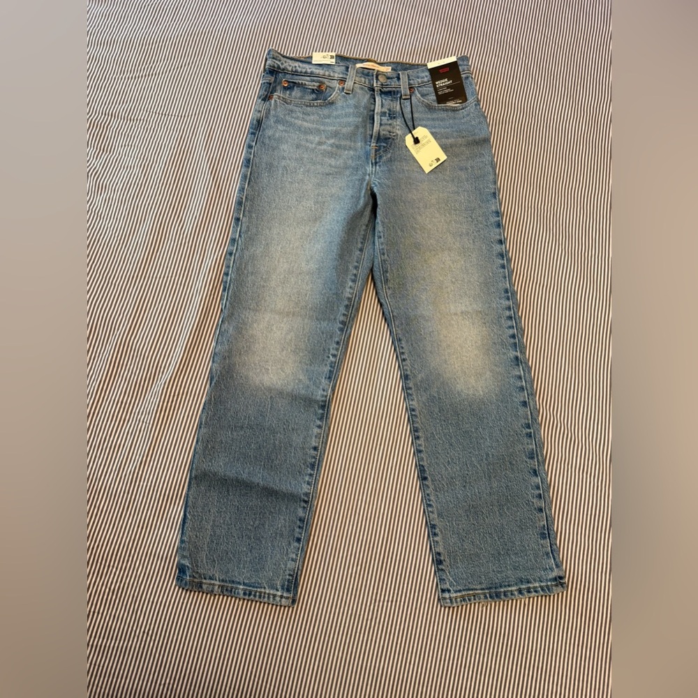 NWT Levi’s Wedgie Straight Jean